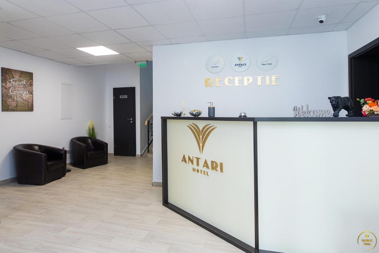Antari Hotel Слатина Екстериор снимка