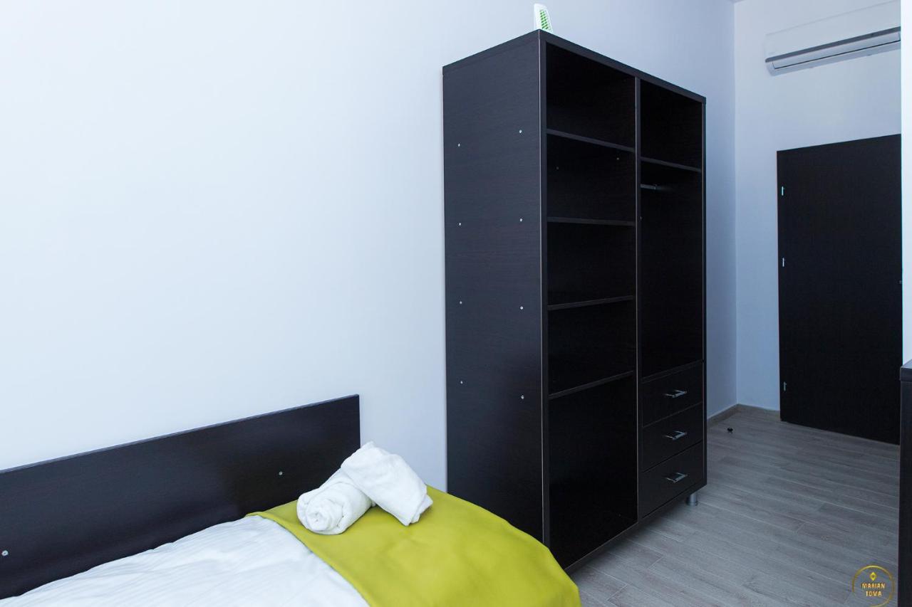 Antari Hotel Слатина Екстериор снимка