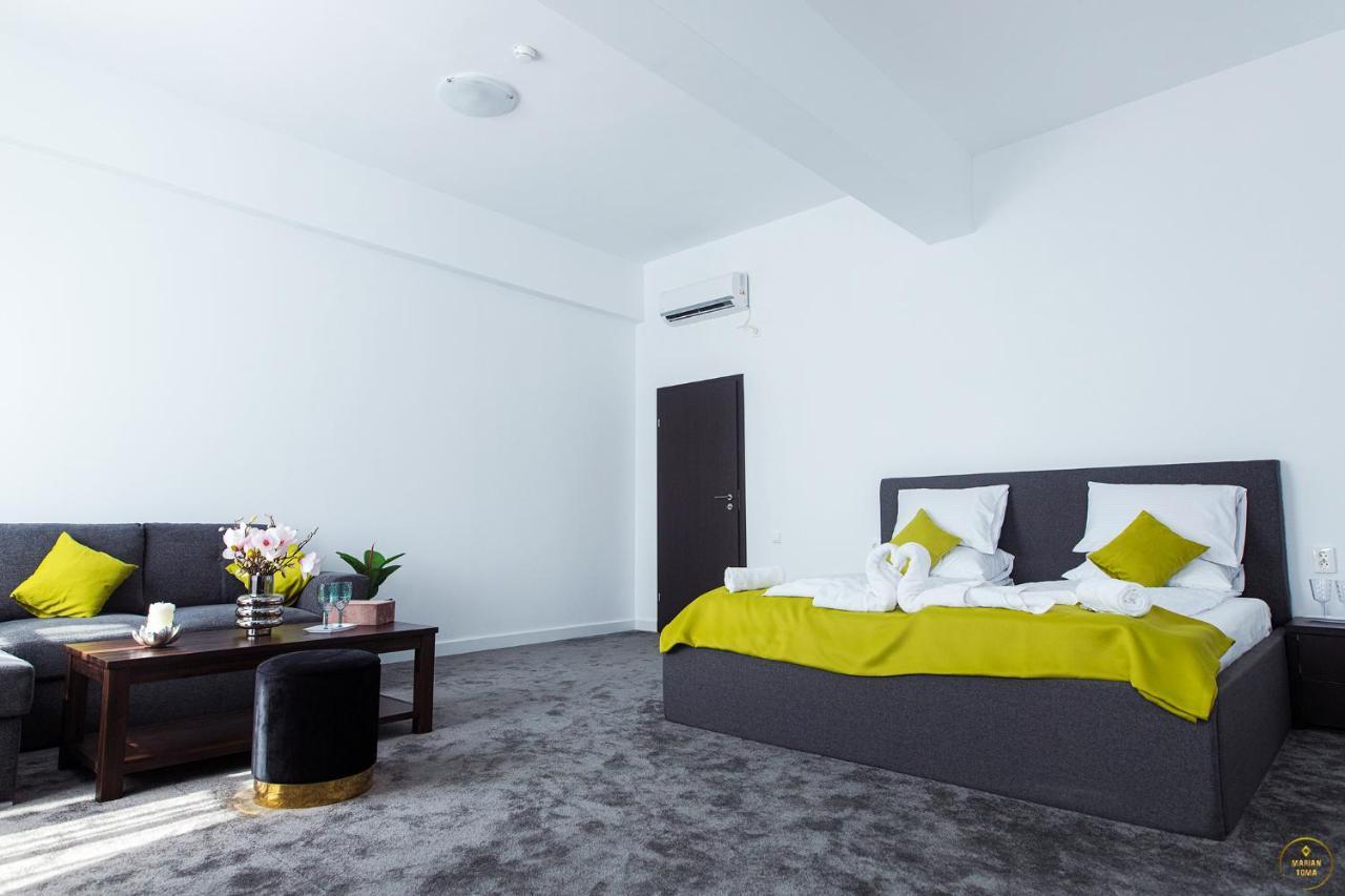 Antari Hotel Слатина Екстериор снимка